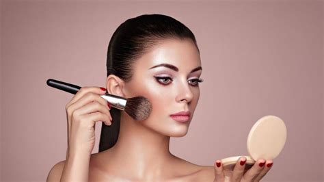 mineral makeup vs conventional.